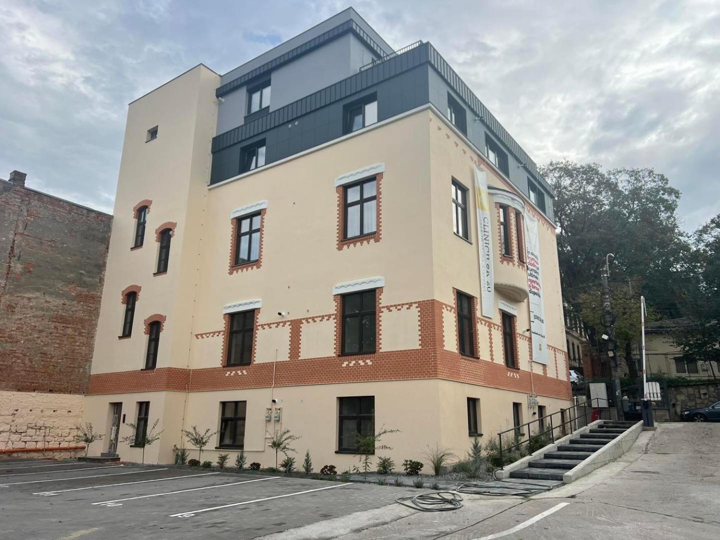 Ophir Apartment Central Kaloşvar Dış mekan fotoğraf